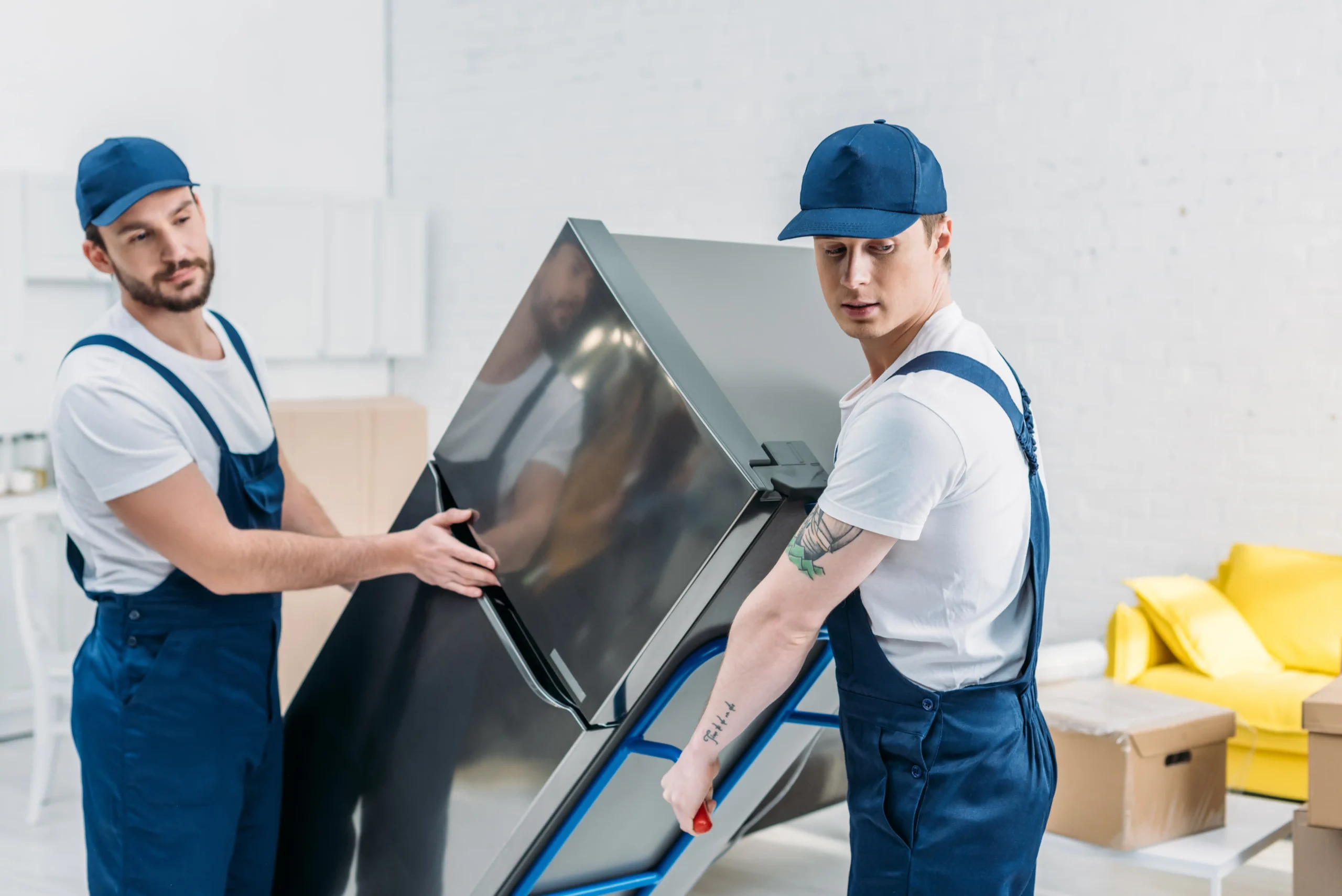 Inicio refrigerator moving service 01 scaled
